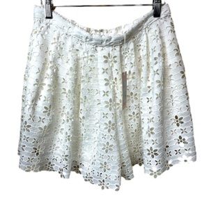 NWT Yumi Kim Eyelet Lace Pleated With Side Pockets Lined Skort White Size M